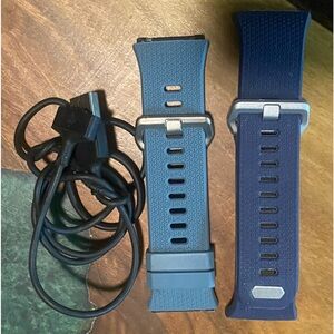 SWEEEET DEAL ON 2 Blue FITBIT IONIC BANDS & 1 CHARGER!